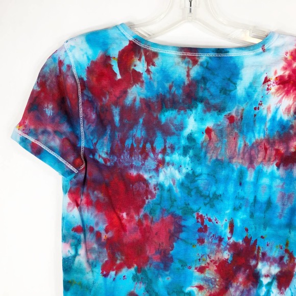 Chaps Small Top Flying Fireworks Blue Red Short Sleeve Tee Handmade Tie Dye 1038 - Picture 5 of 9